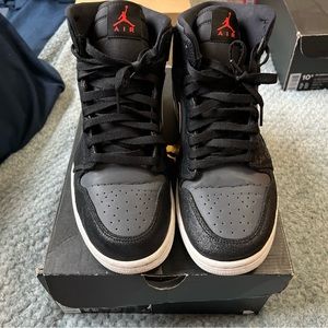 jordan 1 retro bronze metallics